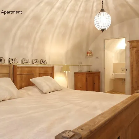 Casa Bellagio, / Белладжо